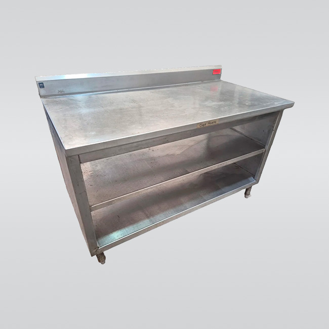 Mesa de Trabajo en Acero Inoxidable con 2 Entrepaños