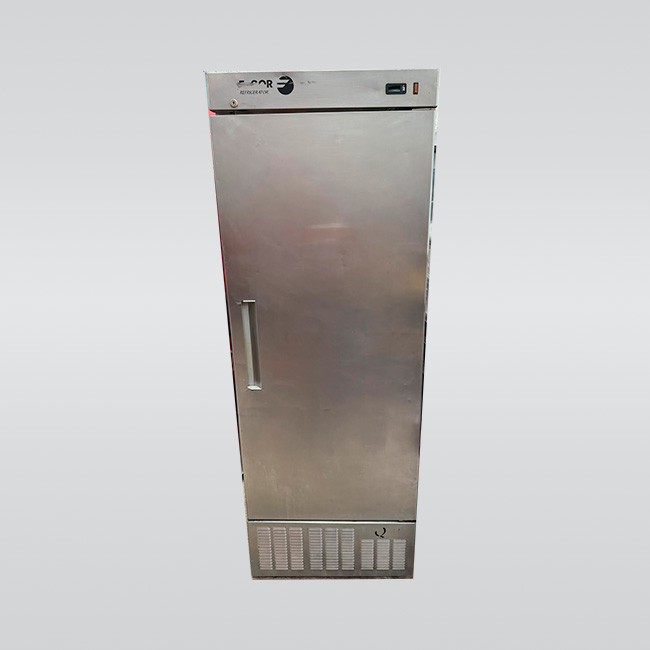 Refrigerador vertical industrial FAGOR una puerta