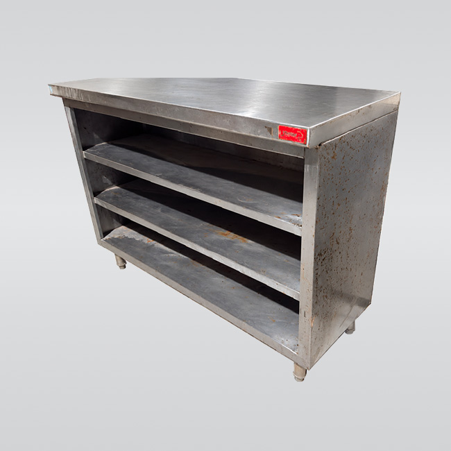 Mesa de acero inoxidable marca UNOX con 3 entrepaños